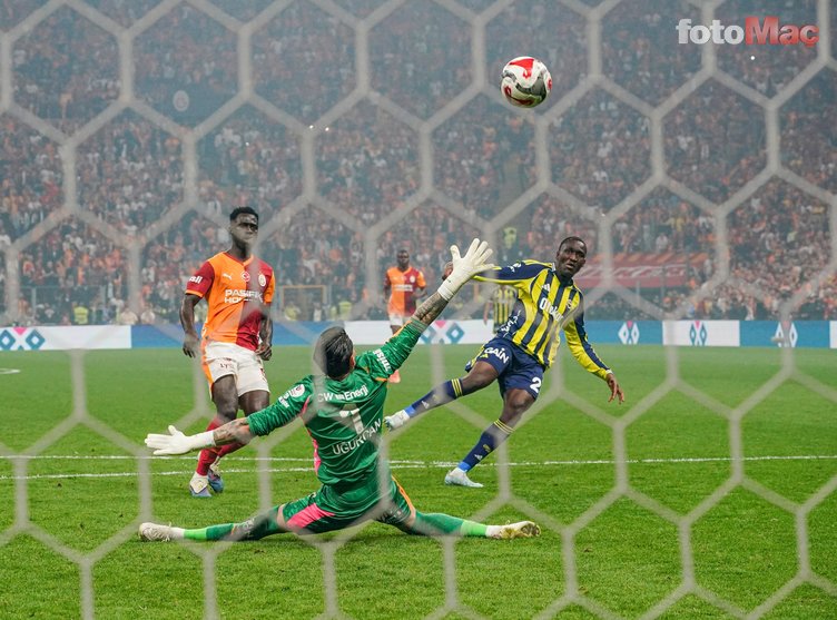 yazarlardan fenerbahce elestirisi o mac sonrasi 2 tane yanlis var 11