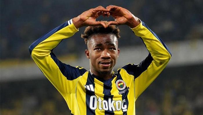 22 milyon euroluk teklif! Fenerbahçe'nin yıldızına Almanya'dan talip çıktı 5 22 milyon euroluk teklif fenerbahcenin yildizina almanyadan talip cikti 3 i4BWnv7n