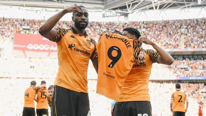 acun ilicali hull city oyuncularina verdigi kelami tuttu kutlamalarda hudut tanimadilar 1 b5vw6JM1