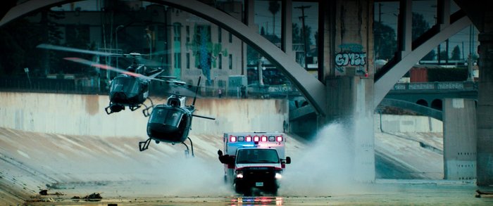 Ambulans sinemasının konusu ne? Ambulans oyuncuları kim, ne vakit çekildi? 4 ambulans sinemasinin konusu ne ambulans oyunculari kim ne vakit cekildi 2