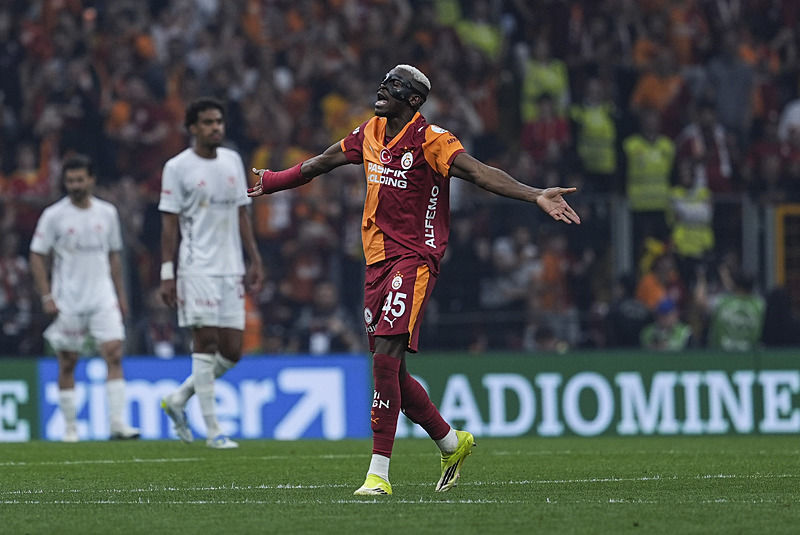 avrupa devlerinden victor osimhen kapismasi 120 milyon euro 4 fETHRr31