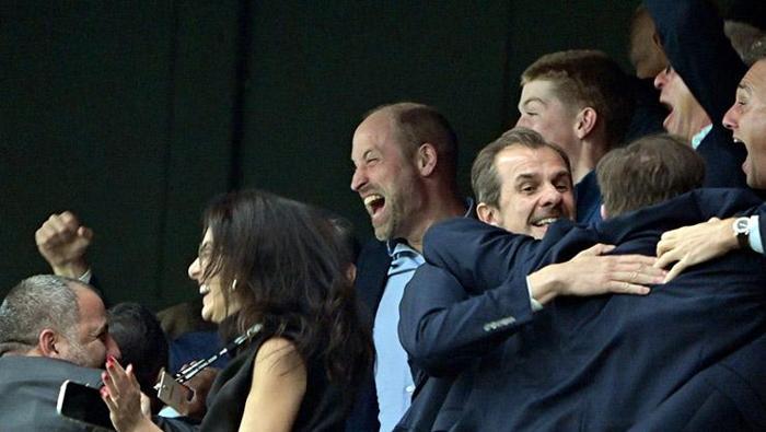 Avrupa Ligi'nde şampiyon Aston Villa: Şeytanın bacağını İstanbul'da kırdı | Buendia'dan tarihi gol! Prens William tribünde 11 avrupa liginde sampiyon aston villa seytanin bacagini istanbulda kirdi buendiadan tarihi gol prens