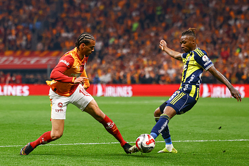 aziz yildirim 12 futbolcunun biletini kesti iste fenerbahcede ayrilacaklar listesi 4 e3w2cz9V