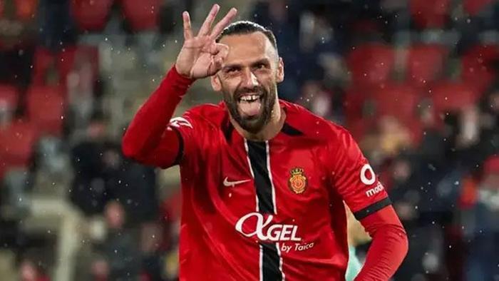 Aziz Yıldırım'dan Galatasaray'a Vedat Muriqi çalımı! 3 aziz yildirimdan galatasaraya vedat muriqi calimi 1 QYcfNAnm