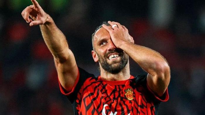 Aziz Yıldırım'dan Galatasaray'a Vedat Muriqi çalımı! 4 aziz yildirimdan galatasaraya vedat muriqi calimi 2 FG7FPPas