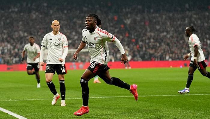 Başkan İtina 16 futbolcuyu gönderme kararı aldı! 6 baskan itina 16 futbolcuyu gonderme karari aldi 4 BaG3EKdK