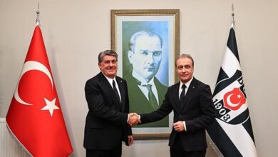 baskan itina 16 futbolcuyu gonderme karari aldi FIOquV3u