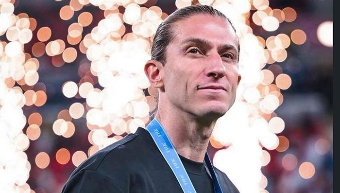 Beşiktaş'a Filipe Luis transferinde dev rakip! Görüşmeler duyuruldu 3 besiktasa filipe luis transferinde dev rakip gorusmeler duyuruldu 1 EGCYaNPv