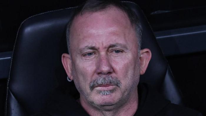 Beşiktaş’ta teknik yöneticiliğe sürpriz isim! Başkan İhtimam raporu verdi 2 besiktasta teknik yoneticilige surpriz isim baskan ihtimam raporu verdi 0 4U3TflhA