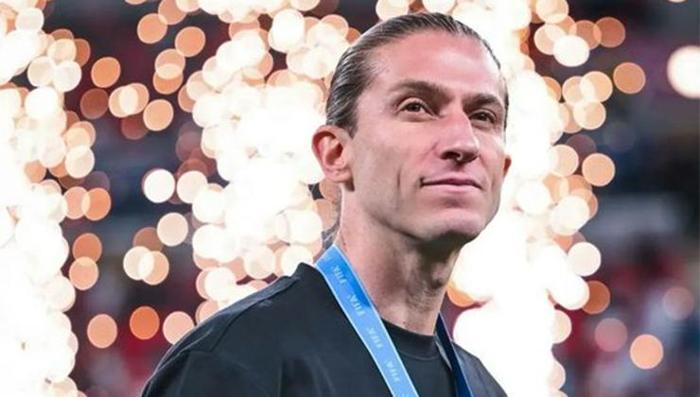 Beşiktaş'tan Filipe Luis çıkarması! Başkan İtina Portekiz'e gitti 6 besiktastan filipe luis cikarmasi baskan itina portekize gitti 4 avvarJnk