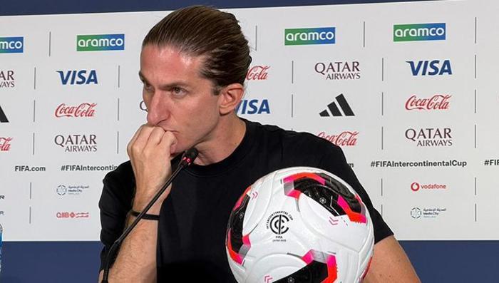 Beşiktaş'tan Filipe Luis çıkarması! Başkan İtina Portekiz'e gitti 8 besiktastan filipe luis cikarmasi baskan itina portekize gitti 6 yJZK1eU5