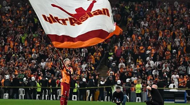 canli galatasaray kupasina kavustu 26 sampiyonluk buyuk coskuyla kutlandi 6 GMqR2uYV