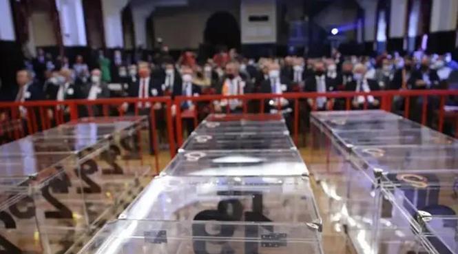 canli galatasarayda dursun ozbek itimat tazeledi dorduncu defa lider secildi 8 qUmkQJ2f