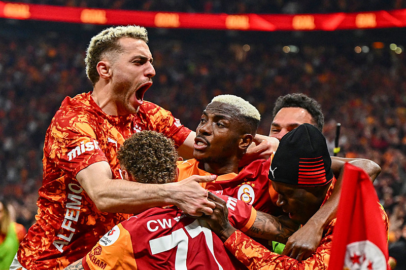 dunya basini galatasarayin sampiyonlugunu konusuyor 2 4Uat7Ryc