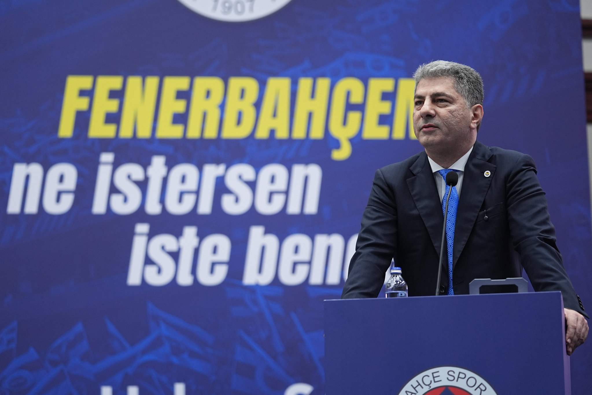 dunyaca unlu gazetenin muhabiri fenerbahcenin forvet adaylarini acikladi 1 XfyhXffU