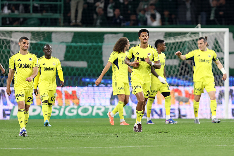 Ederson'un menajeri Jorge Mendes'ten şaşırtan istek! "Gönderilmesi hiç uygun olmaz" 2 edersonun menajeri jorge mendesten sasirtan istek gonderilmesi hic uygun olmaz 0 P2qE2Fr1