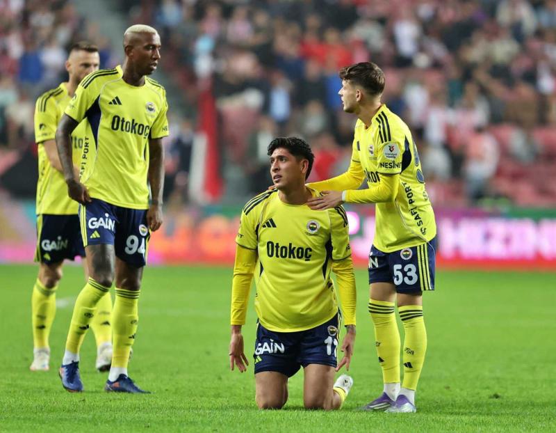 edson alvarezde transfer belirsizligi yollar ayrilacak mi 0 ZyFeRMgz