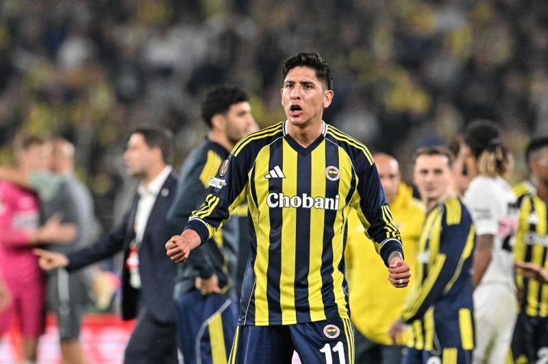 edson alvarezde transfer belirsizligi yollar ayrilacak mi 1 UybUefss