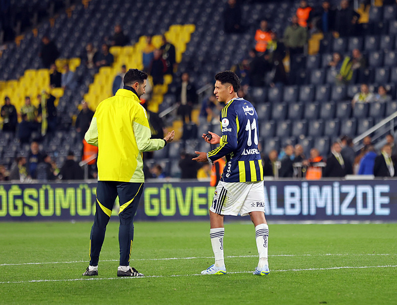 edson alvarezde transfer belirsizligi yollar ayrilacak mi 3 VUSwmJDY