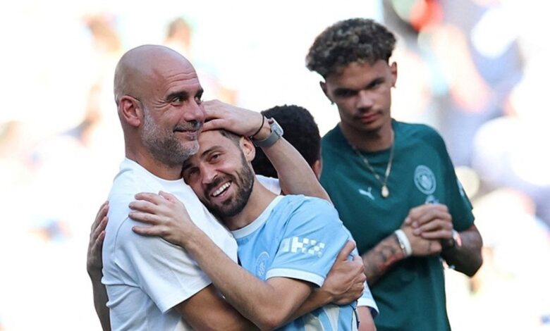Etihad’da Guardiola ve yıldızlara duygusal veda 1 etihadda guardiola ve yildizlara duygusal veda d3r5UtxB