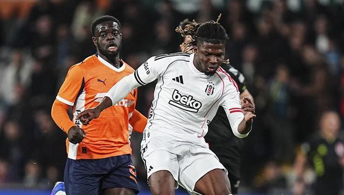Ezeli rakipten El Bilal Toure bombası! Muhteşem Lig'e dönebilir 2 ezeli rakipten el bilal toure bombasi muhtesem lige donebilir 0 bdFAmHdE
