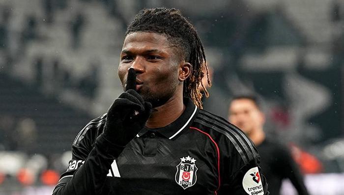 Ezeli rakipten El Bilal Toure bombası! Muhteşem Lig'e dönebilir 6 ezeli rakipten el bilal toure bombasi muhtesem lige donebilir 4 EwHBEaQn