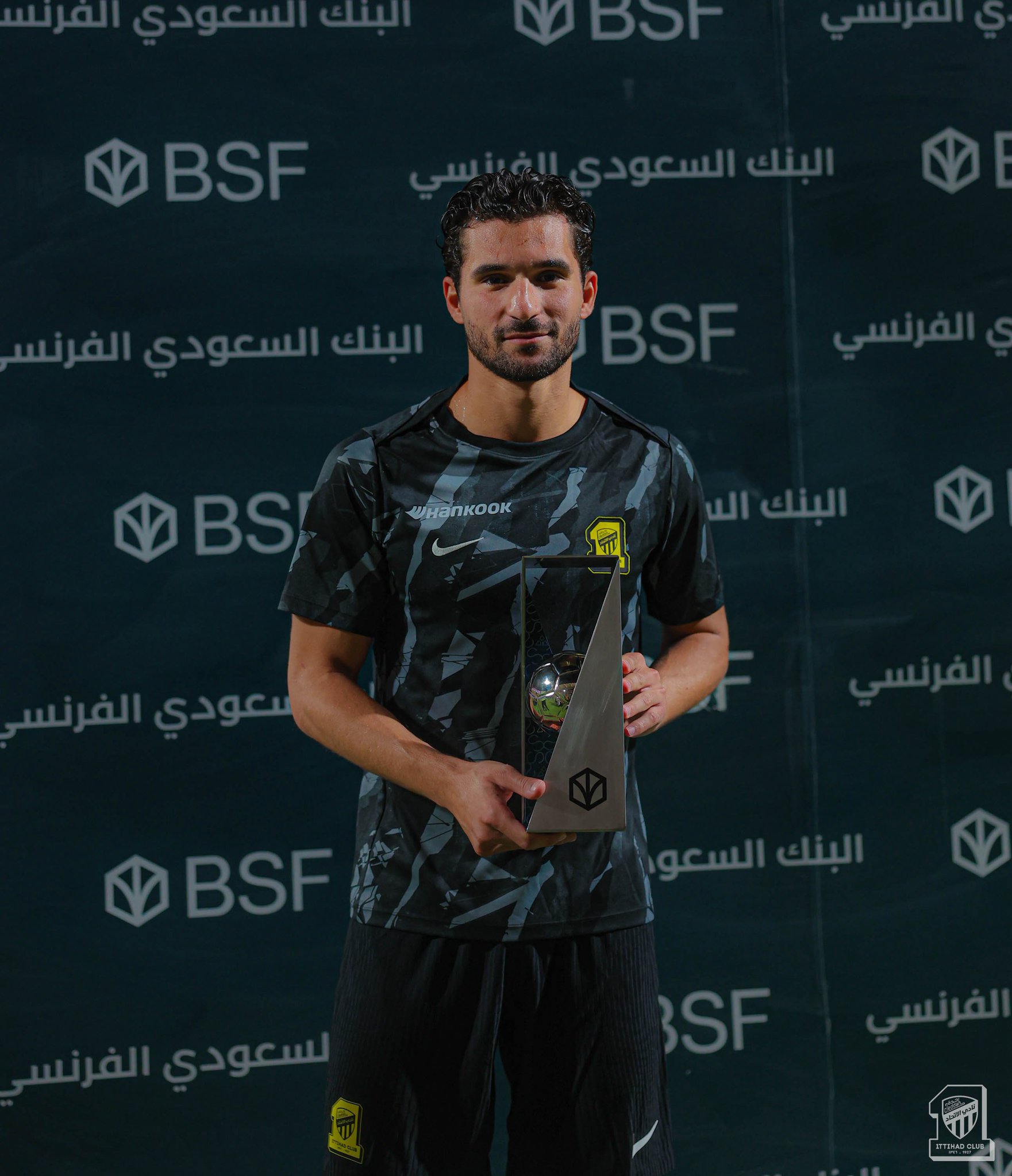 fenerbahce al ittihad ile bir sefer daha transfer masasinda maksat houssem aouar 1 t7r9t3m6