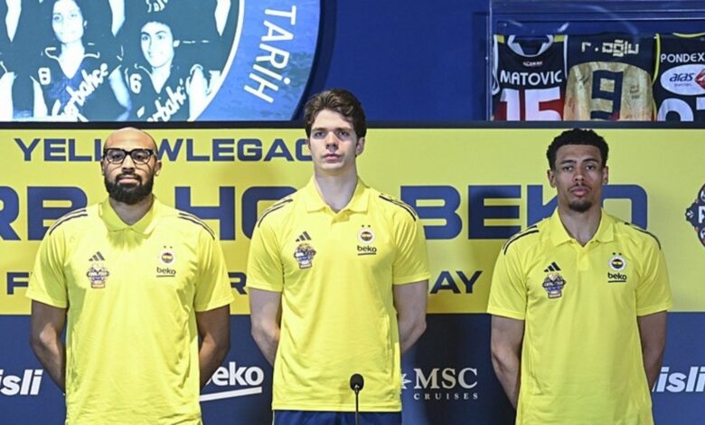Fenerbahçe Beko Final Four için Atina'ya uğurlandı! 1 fenerbahce beko final four icin atinaya ugurlandi XgsqPX12