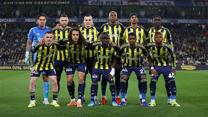 fenerbahce bir kere daha sil bastan geldigi uzere gidiyor 10 ismin bileti kesildi 0 757J5IRs