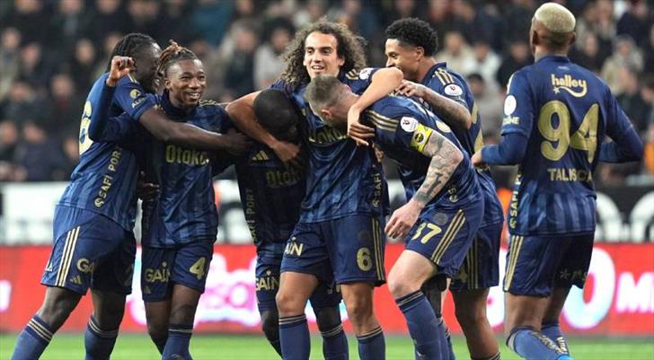 Fenerbahçe, eski teknik direktörünü geri getiriyor! Flaş iddia 1 fenerbahce eski teknik direktorunu geri getiriyor flas iddia CCNP3HeO