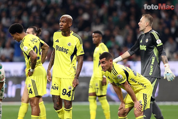 fenerbahce taraftarindan greenwood istegi aziz yildirim ve hakan safi 0 5LtE2wfu