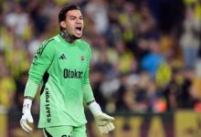Fenerbahçe yeni kalecisini buldu! Ederson'un yerine gelecek isim... 14 fenerbahce yeni kalecisini buldu edersonun yerine gelecek isim 9wiKiqHc