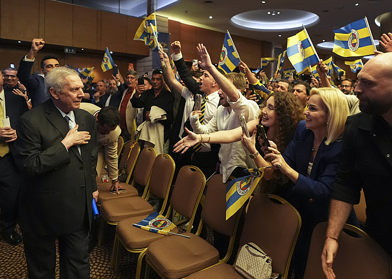 fenerbahcede aykut kocamanin teknik grubu netlesti 3 isimle bir arada calisacak 1 T3kWDNjn