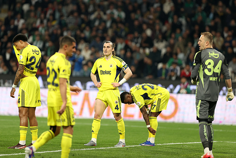 fenerbahcede buyuk degisim kapida 8 ayrilik netlesti 2 3stDHNi8