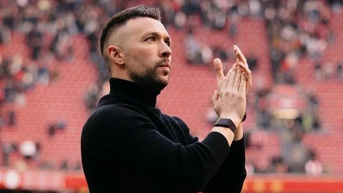 Fenerbahçe'de Farioli sürprizi! Hakan Safi'nin 'Türkiye'yi tanıyan' dediği teknik yönetici adayı ortaya çıktı 5 fenerbahcede farioli surprizi hakan safinin turkiyeyi taniyan dedigi teknik yonetici adayi ortaya cikti 3 sUFZpa9B