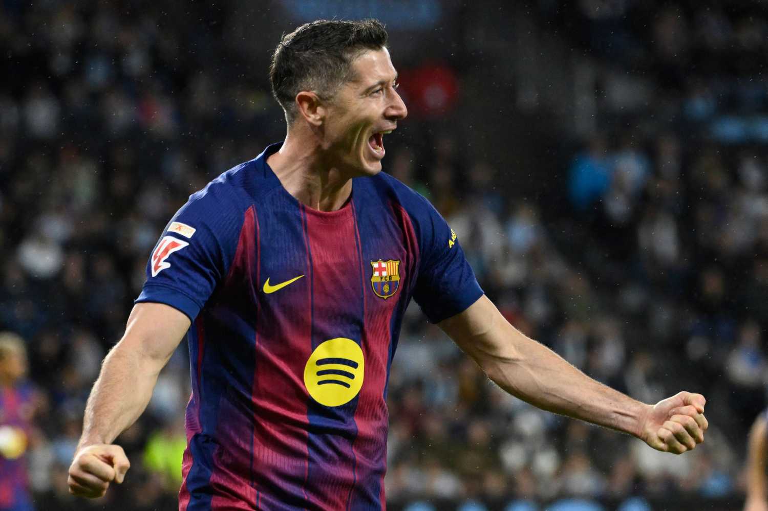 fenerbahcede hakan safiden golcude uclu bomba lewandowski guirassy muriqi 3