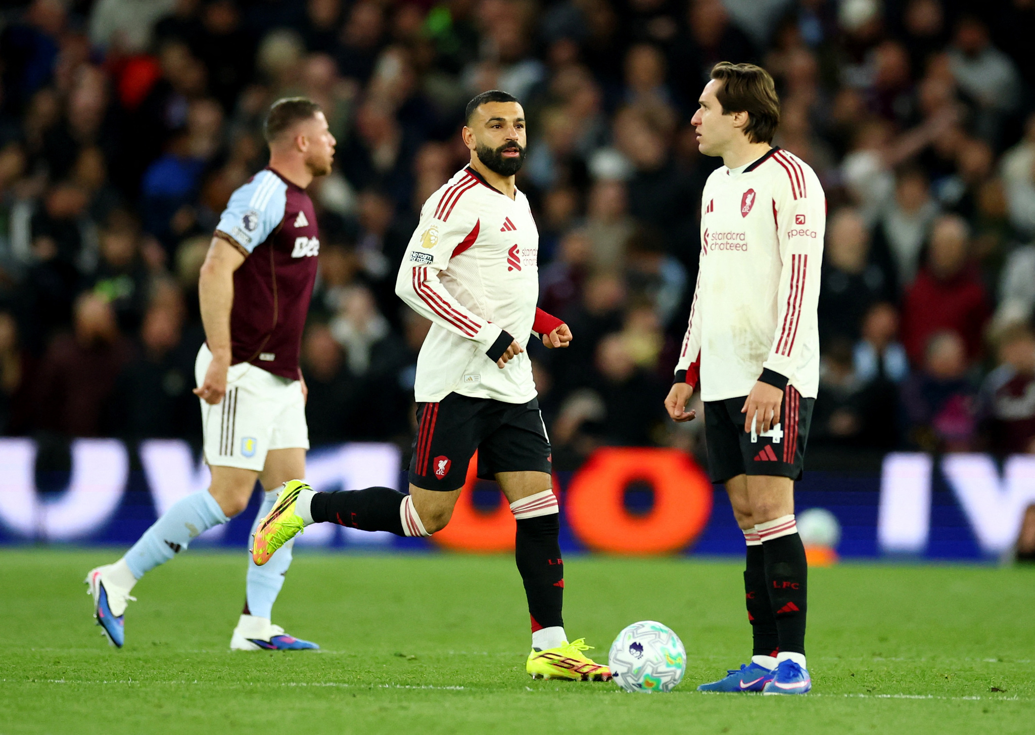 fenerbahcede mohamed salah heyecani iste imza tarihi 7 s3ACHUnQ