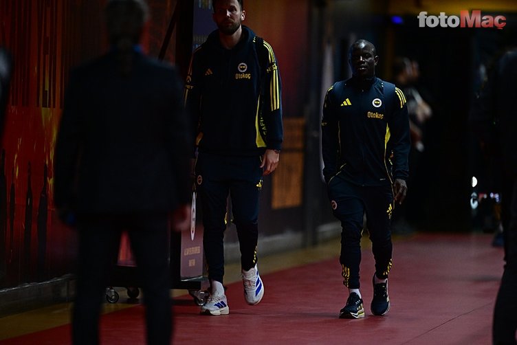 fenerbahcede sok eden kante iddiasi 5 XlQ2MqWC