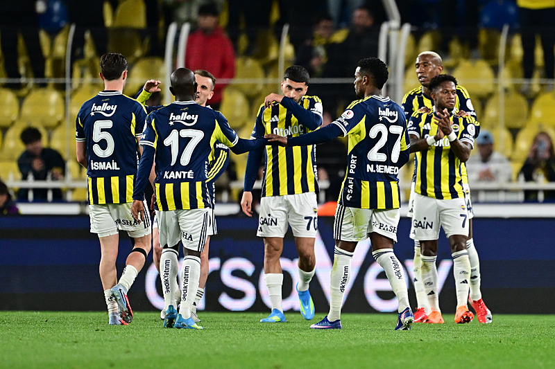 fenerbahcede tam 10 ayrilik birden bunu kimse beklemiyordu 0 IITaWILd