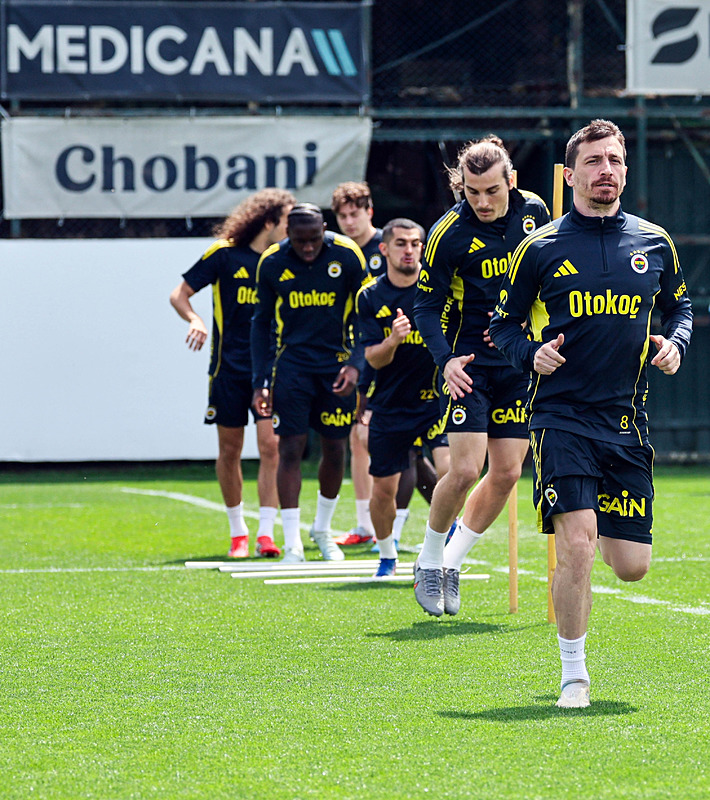 fenerbahcede tam 10 ayrilik birden bunu kimse beklemiyordu 3 XvAnMXVM