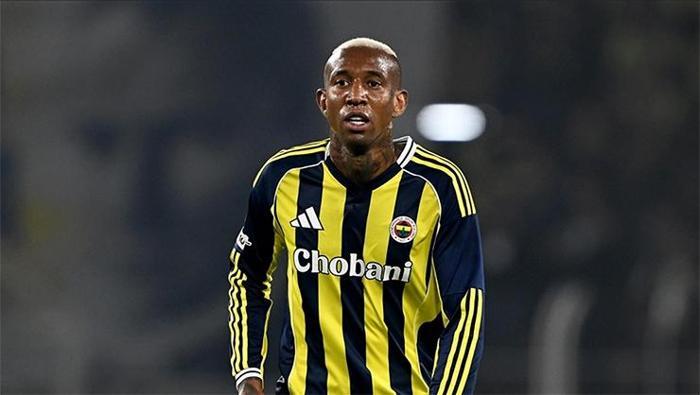 fenerbahceli anderson talisca tek basina silahli ceteyi cokertti 2 RA4z6Ebf