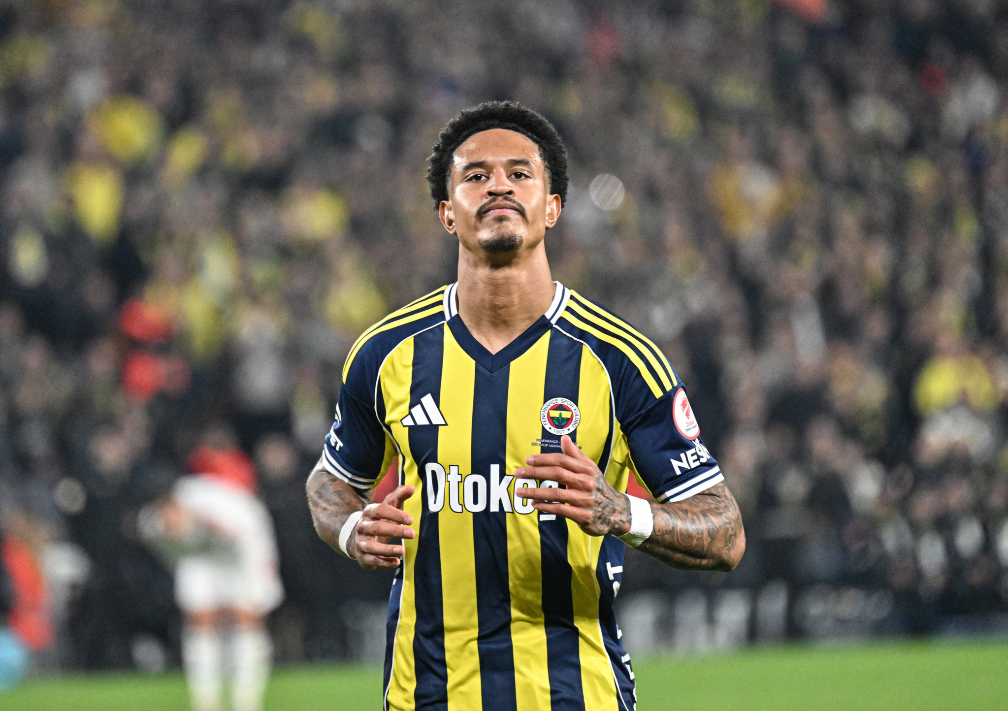 fenerbahceye jayden oosterwolde piyangosu romanin akabinde bir talibi daha cikti 3 OErvbF1H