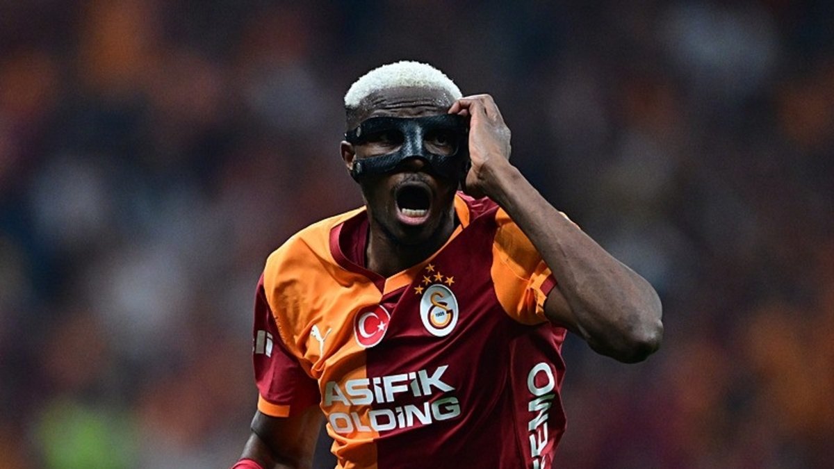 Fransız eski futbolcu Osimhen'i Chelsea'ye önerdi! Dikkat çeken Drogba benzetmesi 16 fransiz eski futbolcu osimheni chelseaye onerdi dikkat ceken drogba benzetmesi mcNsBDIm
