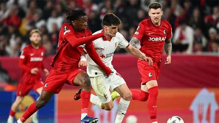 Freiburg - Aston Villa maçı canlı izle | FREİBURG ASTON VİLLA maçı şifresiz (UEFA Avrupa Ligi final maçı canlı yayın) 5 freiburg aston villa maci canli izle freiburg aston villa maci sifresiz uefa wj4azCcm
