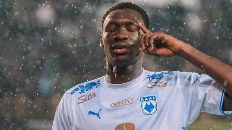 Fuat Çapa Samsunspor'un birinci transferini açıkladı! 2.03 uzunluğunda santrfor... 2 fuat capa samsunsporun birinci transferini acikladi 203 uzunlugunda santrfor 0 OtnleEwl