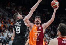 galatasaray derbiyi kazandi seriyi son maca tasidi galatasaray mct technic besiktas gain mac 6UF8HMTc
