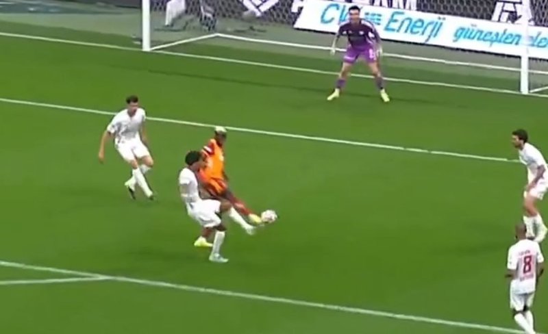galatasaray hesapcom antalyaspor macinda penalti karari iste o durum 0 rRudEqJT