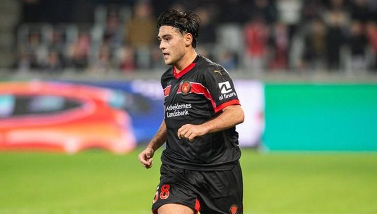 Galatasaray ile Trabzonspor ortasında transfer savaşı! İkisi de ulusal yıldızın peşinde 2 galatasaray ile trabzonspor ortasinda transfer savasi ikisi de ulusal yildizin pesinde 0 l9AfdHtE
