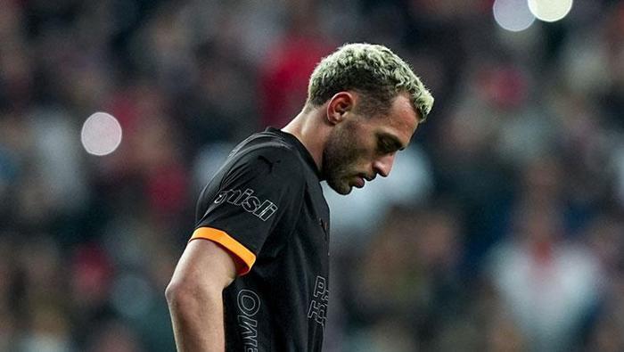 Galatasaray teknik yöneticisi Okan Buruk'tan Barış Alper Yılmaz'a bildiri: 'Hiçbir yere gitmiyorsun' 6 galatasaray teknik yoneticisi okan buruktan baris alper yilmaza bildiri hicbir yere gitmiyorsun 4 KNQRlB5J
