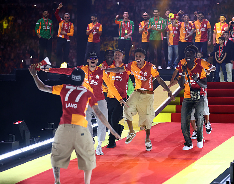 galatasaraya 3 ligden surpriz transfer 1 K9nG6wT4